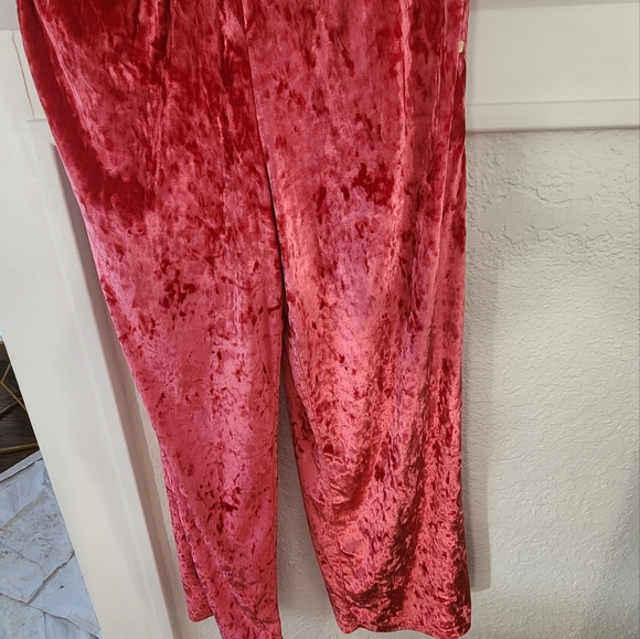 Fabletics red velour lounge set - Picture 7 of 8